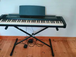 Keyboard - Roland ep 7ii