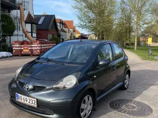 Toyota Aygo 1.0 Plus M/komf 5d MMT - Automatgear