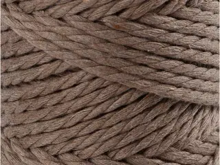 Lys Brun Macramé Reb 55m - Bæredygtigt Knytegarn