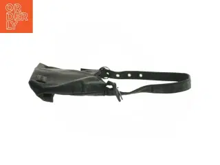 Sort skuldertaske Silfen (str. 23 x 14 cm)