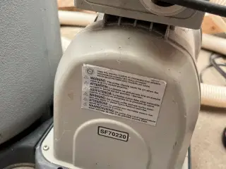 Pool pump 