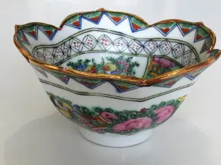 Hånddekoreret porcelænsskål