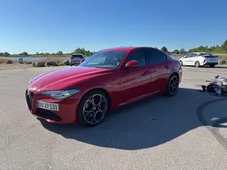 Alfa Romeo Giulia 2,0 T 200 Sprint aut.
