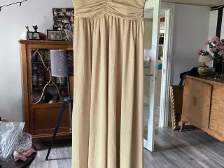 Fin kjole