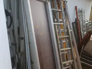 Div. stilladsdele samt stiger