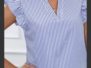 Blå og hvid stribet sommerbluse