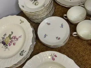 Royal Copenhagen Frijsenborg 32 dele 