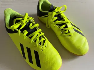 Fodboldsko, Adidas