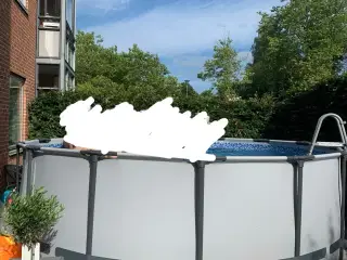 swimmingpool på 15000 liter