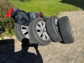 4 dæk på alufælge til Citroen C3 Picasso 2012