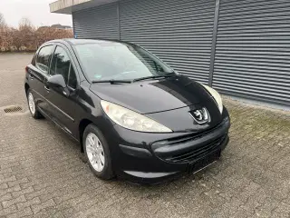 Peugeot 207 1,4 XR Plus 88HK 5d