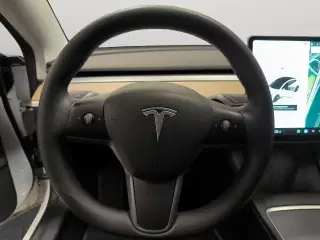 Tesla Model 3  Standard Range+ RWD