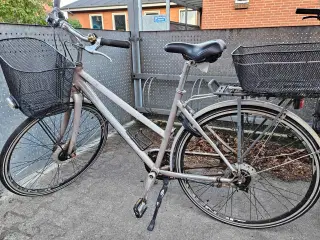 Jensen C8 28" cykel