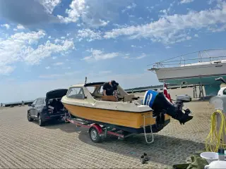 Ryds Camping m/ 60 HK Mariner påhængsmotor