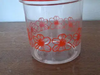 Flot rød retro dåse