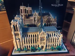 Lego Architecture 21061 Norte-Dame Paris