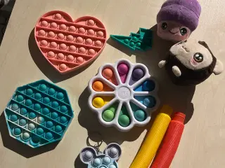 Fidget toys 