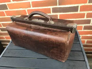 Meget fin gammel jordemoder / lægetaske