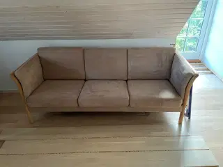 Velholdt sofa 