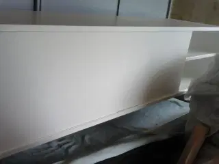Tv-bord hvid