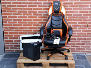 Gaming sæt: stol, computer, skærm, tastatur, mus 