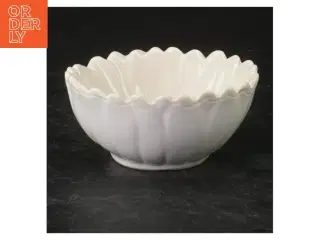 Hvide porcelænsskåle fra Søstrene Grene (str. Ø. 8 cm. 4 styk)