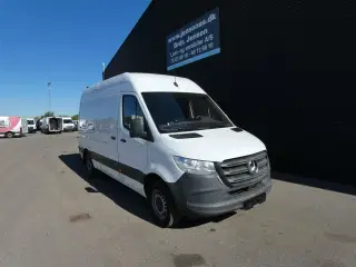 Mercedes-Benz Sprinter 316 2,1 CDI A2 H2 RWD 163HK Van 6g