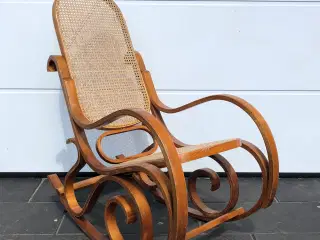 Smuk Vintage gyngestol med fransk flet