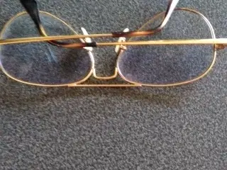 Ray Ban briller med farvet glas sælges sælges 