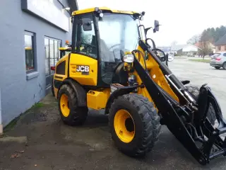 JCB 407