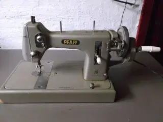 Symaskine, Pfaff 16 med håndsving.