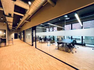 Kontorsuite til 10 personer