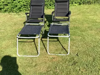 2 Kvaltets relaxstole med fodskamler sælges samlet