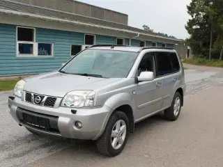 Nissan X-Trail 2,5 Elegance C/C 4x4 165HK Van Aut.