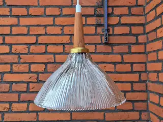 Fed glaslampe med top i teak