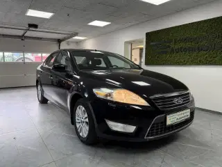 Ford Mondeo 2,0 Ghia 145HK 5d