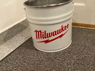 Milwaukee skraldespand 