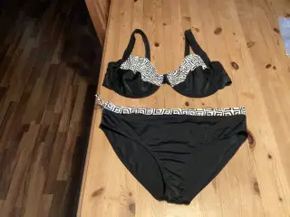 Masser Af Bikini. Forsk. Str.