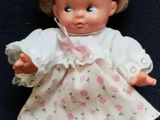 Vintage Trunte dukke, 17 cm høj.