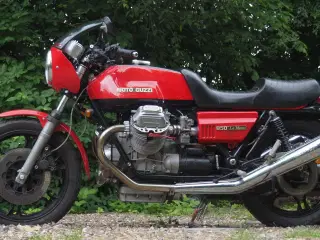 Moto Guzzi 850 Le Mans 1977