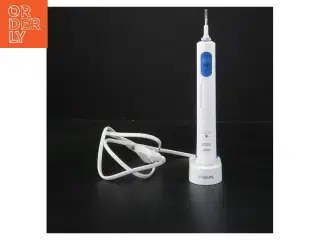 Elektrisk tandbørste med oplader fra Oral-b (str. 19,5 cm)