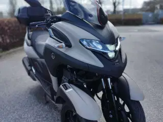 Yamaha Tricity 300cc som må køres med Bikørekort