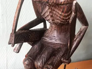 Kina skarvfisker i hardwood 380 kr.