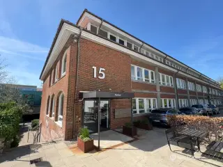 Dejligt møbleret kontor/ klinik lokale i Holte - Flexibel deltidsleje
