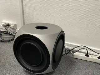 BeoLad 2 Subwoofer