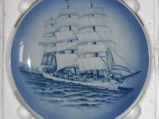 Royal Copenhagen Skoleskibet Danmark platte