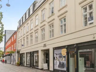 Fantastisk centralt og smukt kontorfællesskab i lækre lokaler ved Lilletorv