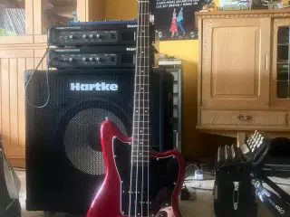 Fender Squier Jaguar bas