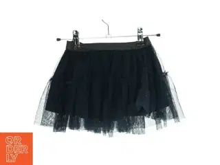 Tyl nederdel fra H&M (str. 92)