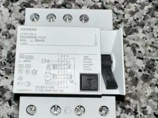 Simens 5SM3 334-4 Siquence RCCB 40A / 30mA